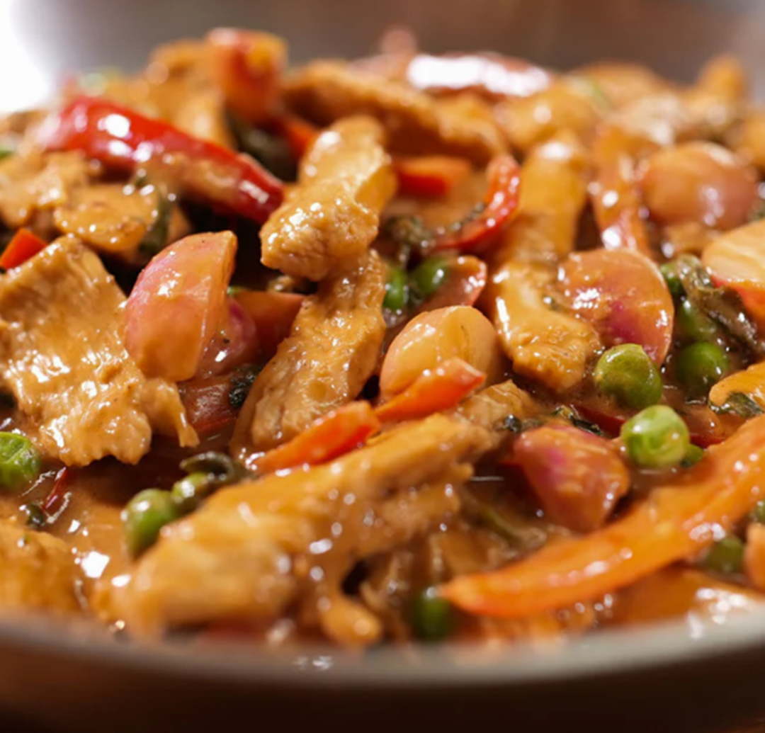 Chia Peanut Butter & Honey Mustard Chicken Stir-Fry